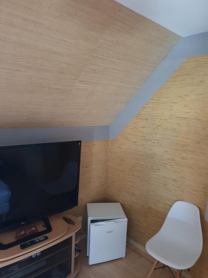 Ferienwohnung Les Pressoirs Nogent-l'Abbesse Exterior foto